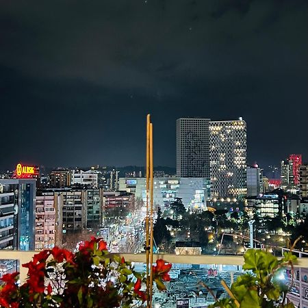 Tirana Gallery Apartment - City Center View المظهر الخارجي الصورة