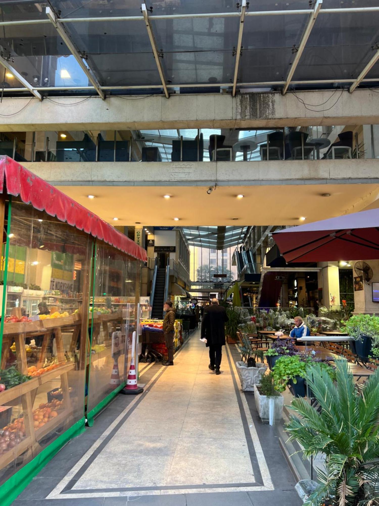 Tirana Gallery Apartment - City Center View المظهر الخارجي الصورة