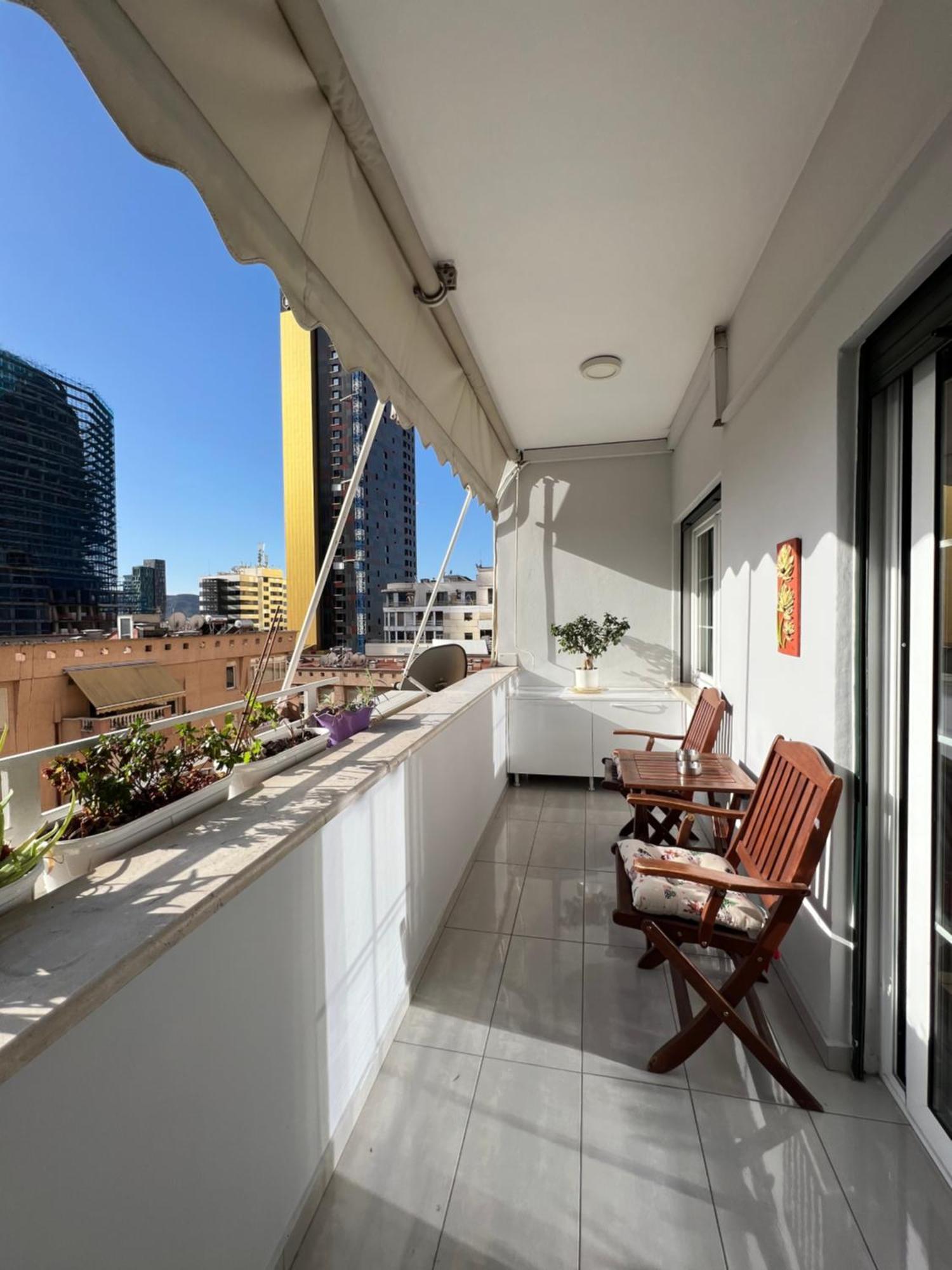 Tirana Gallery Apartment - City Center View المظهر الخارجي الصورة