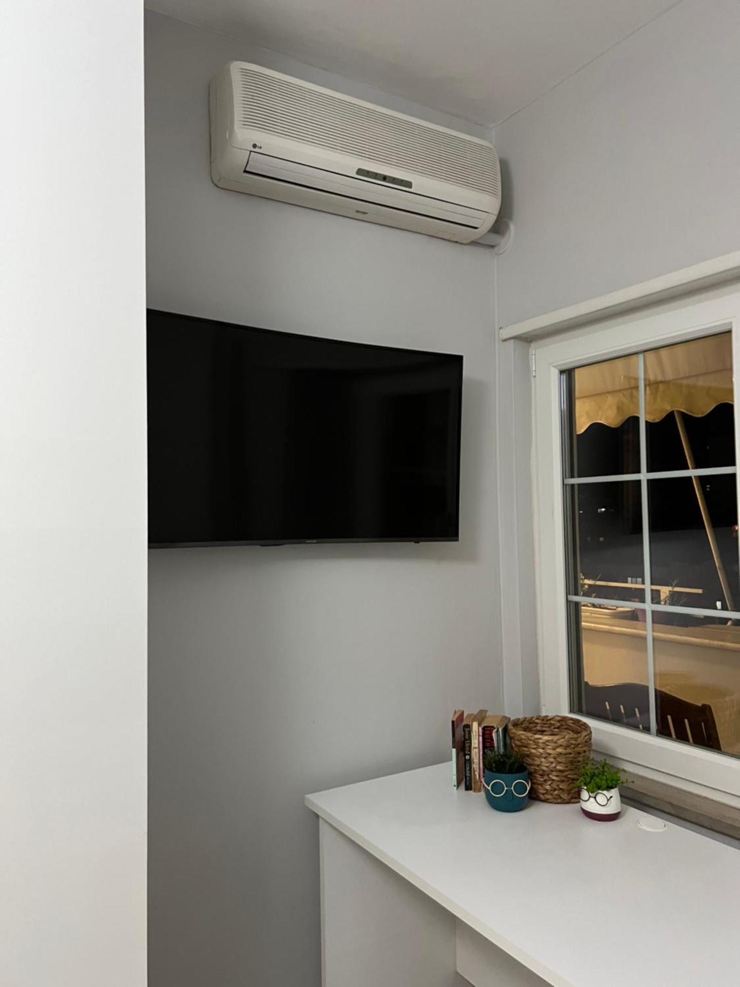 Tirana Gallery Apartment - City Center View المظهر الخارجي الصورة