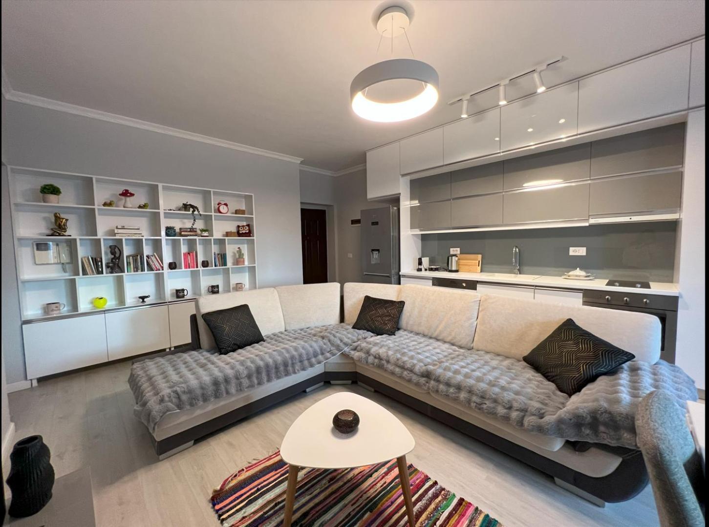 Tirana Gallery Apartment - City Center View المظهر الخارجي الصورة